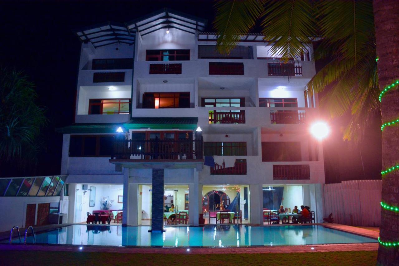 Southern Star Hotel Bentota Kültér fotó