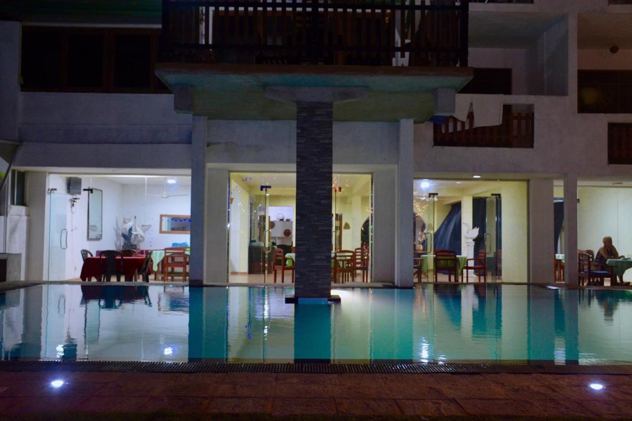 Southern Star Hotel Bentota Kültér fotó